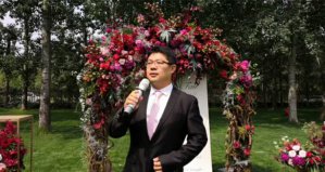 2018年5月19日举办两场草坪婚礼，草坪婚礼可以这样美