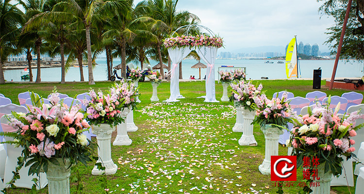 2020年4月25日三亚集体婚礼:第140届浪漫天涯、海南婚礼、草坪婚礼、椰林婚礼